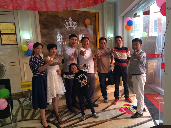 陶瓷一线品牌永利yl23455瓷砖都昌店周年庆签简单直，，，喜报来袭