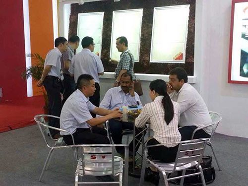 接待海内外客商