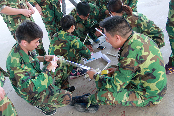2017年2月13-15日，，，，，，永利yl23455“虎狼道”户外拓展训练圆满竣事