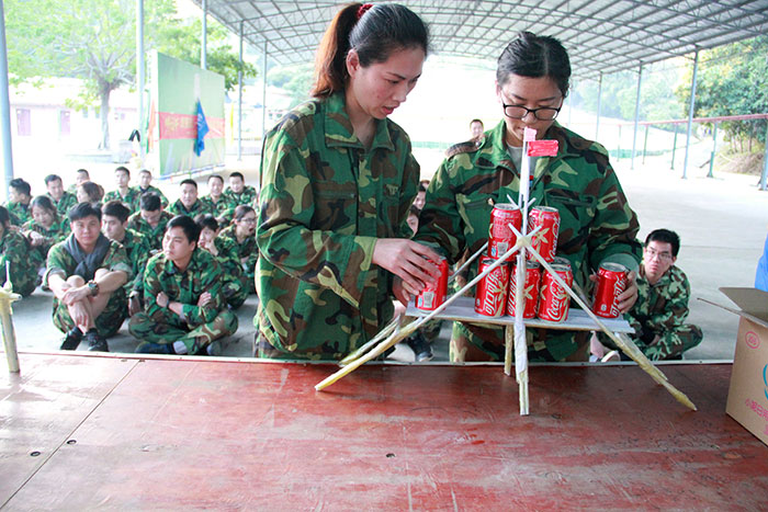 2017年2月13-15日，，，，，，永利yl23455“虎狼道”户外拓展训练圆满竣事