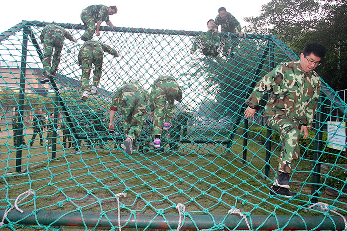 2017年2月13-15日，，，，，，永利yl23455“虎狼道”户外拓展训练圆满竣事