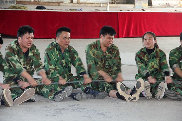 2017年2月13-15日，，，，，，永利yl23455“虎狼道”户外拓展训练圆满竣事