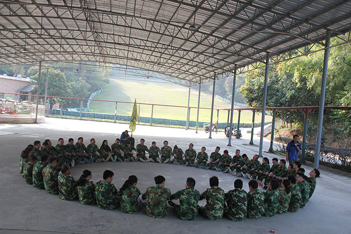 2017年2月13-15日，，，，，，永利yl23455“虎狼道”户外拓展训练圆满竣事