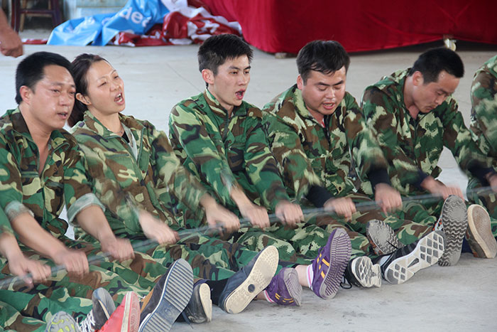 2017年2月13-15日，，，，，，永利yl23455“虎狼道”户外拓展训练圆满竣事